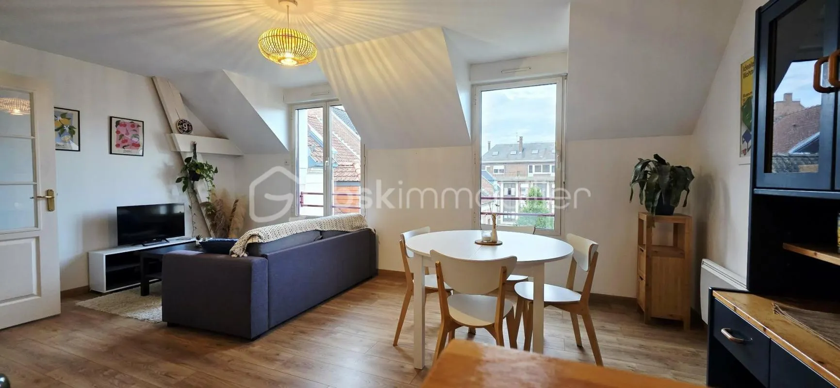 Exclusivité à vendre en hyper-centre d’Amiens, bel appartement coup de coeur de type 2 avec stationnement couvert !