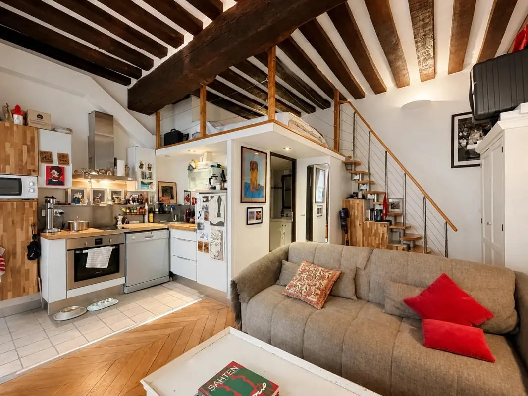 Appartement 1 pièce de 32 m² situé à Paris