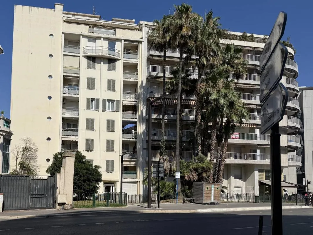 Image du carrousel 1