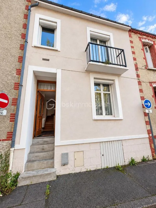 Maison de ville de 86 m² avec jardin, balcon et grenier