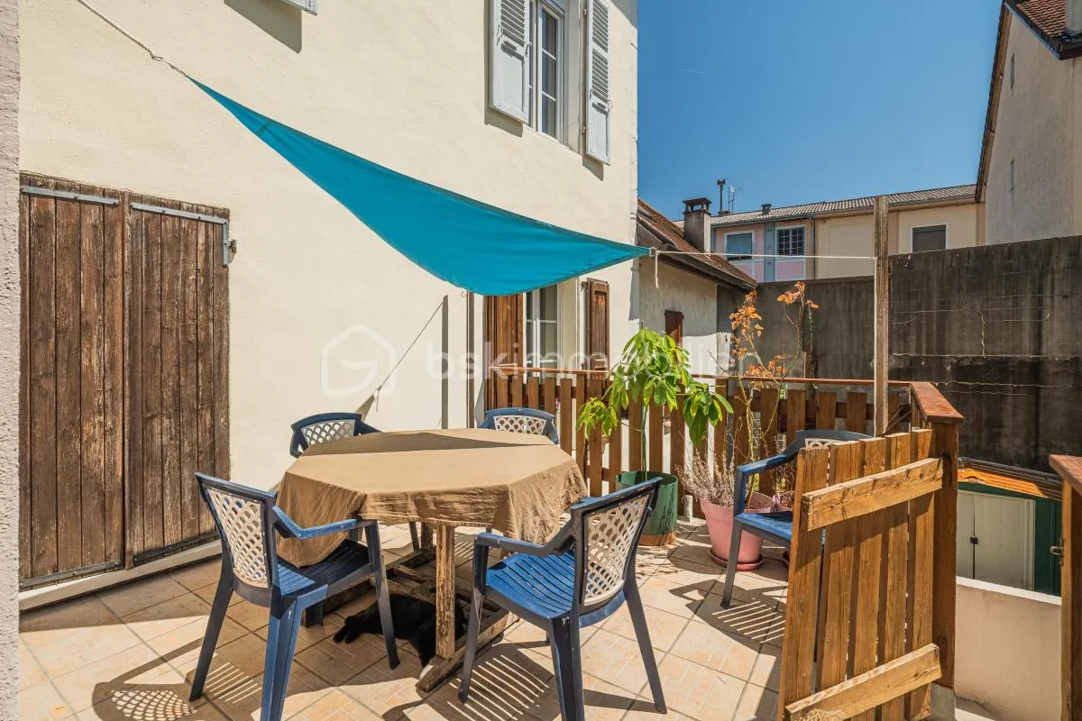 Appartement T3 avec terrasse en plein cœur de Rumilly – Idéal premier achat ou investissement
