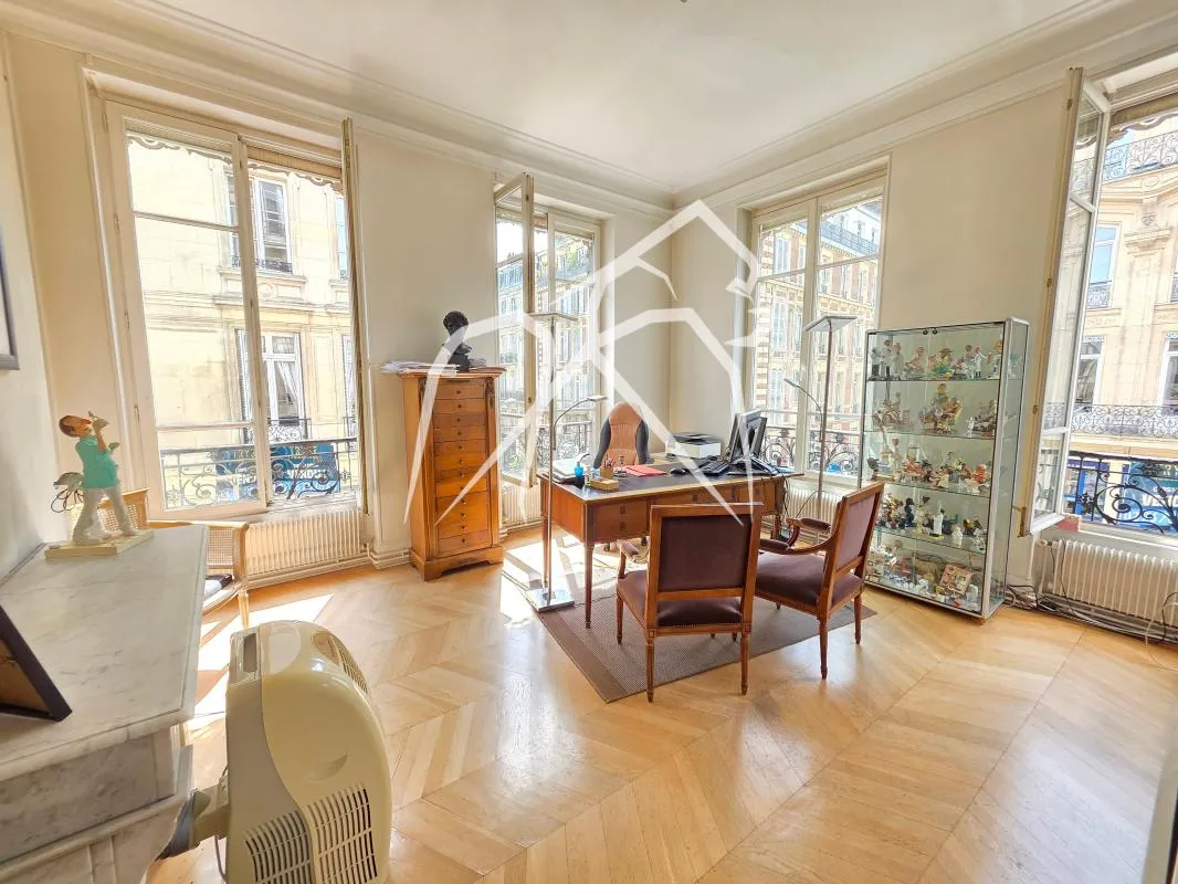 Appartement de caractère de 159,40 m² en Hyper-centre de Rouen