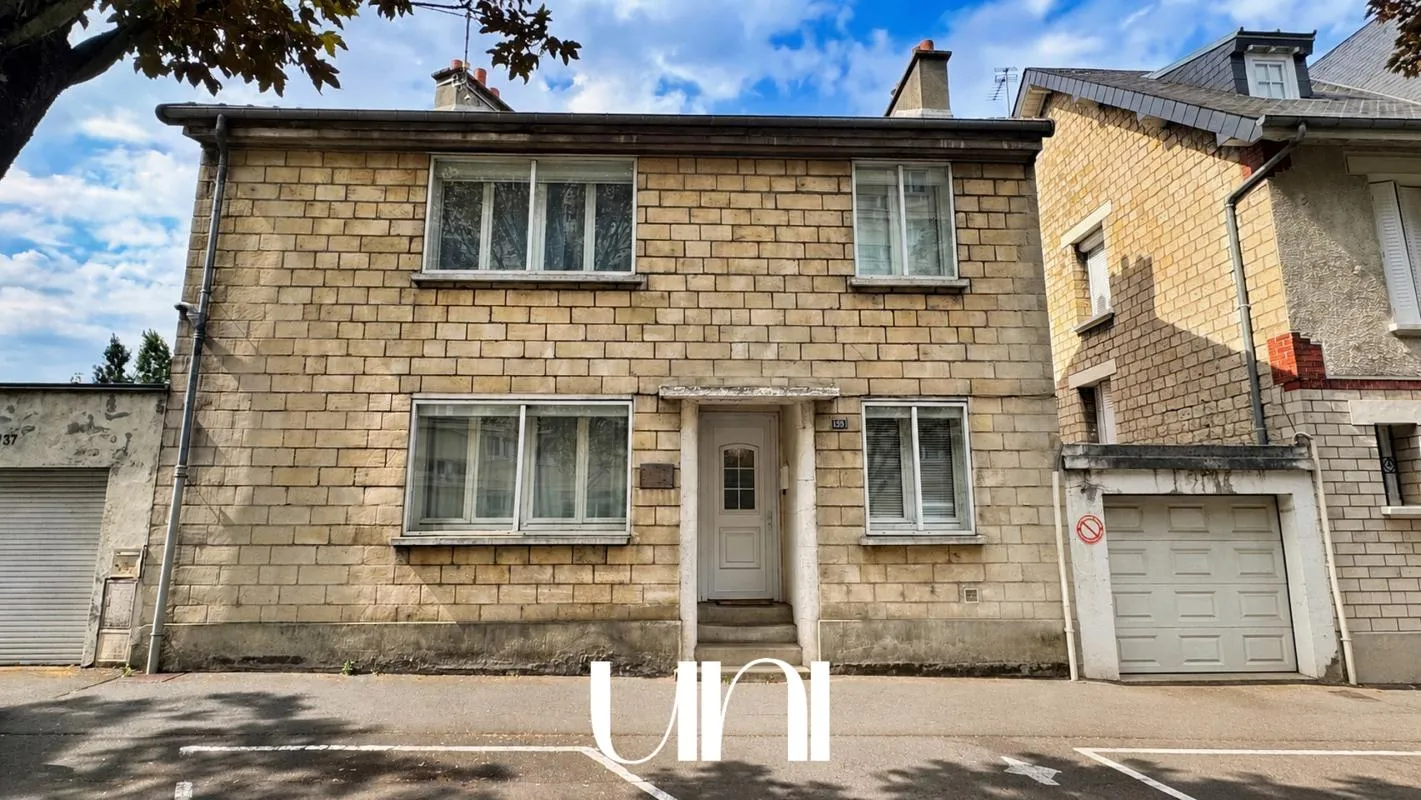 Maison de ville 4 pièces de 87 m2 avec terrasse et garage - Caen rive droite