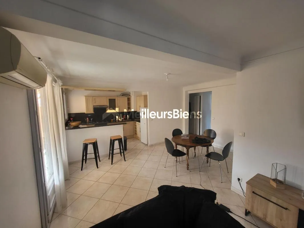 VENTE - SAINT-RAPHAËL - APPARTEMENT 3 PIECES