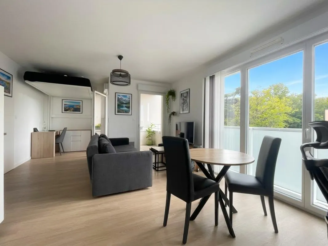 Bel appartement récent T1 bis très lumineux