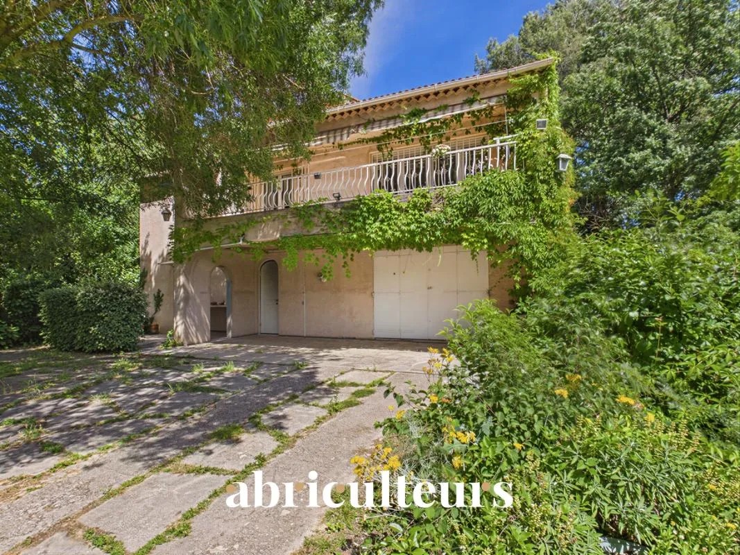 Maison familiale de 170 m² à fort potentiel – Aix-en-Provence (Pont des Trois Sautets)