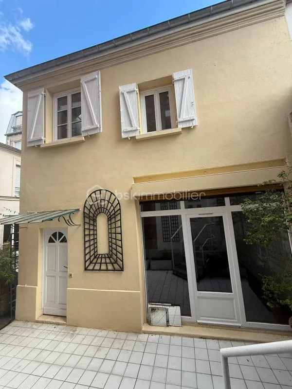 EXCLUSIVITE MAISON DE VILLE MALAKOFF A 15 MIN DES CHAMPS ELYSEES