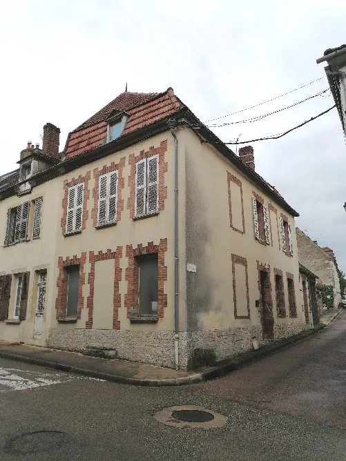 IMMEUBLE DE RAPPORT