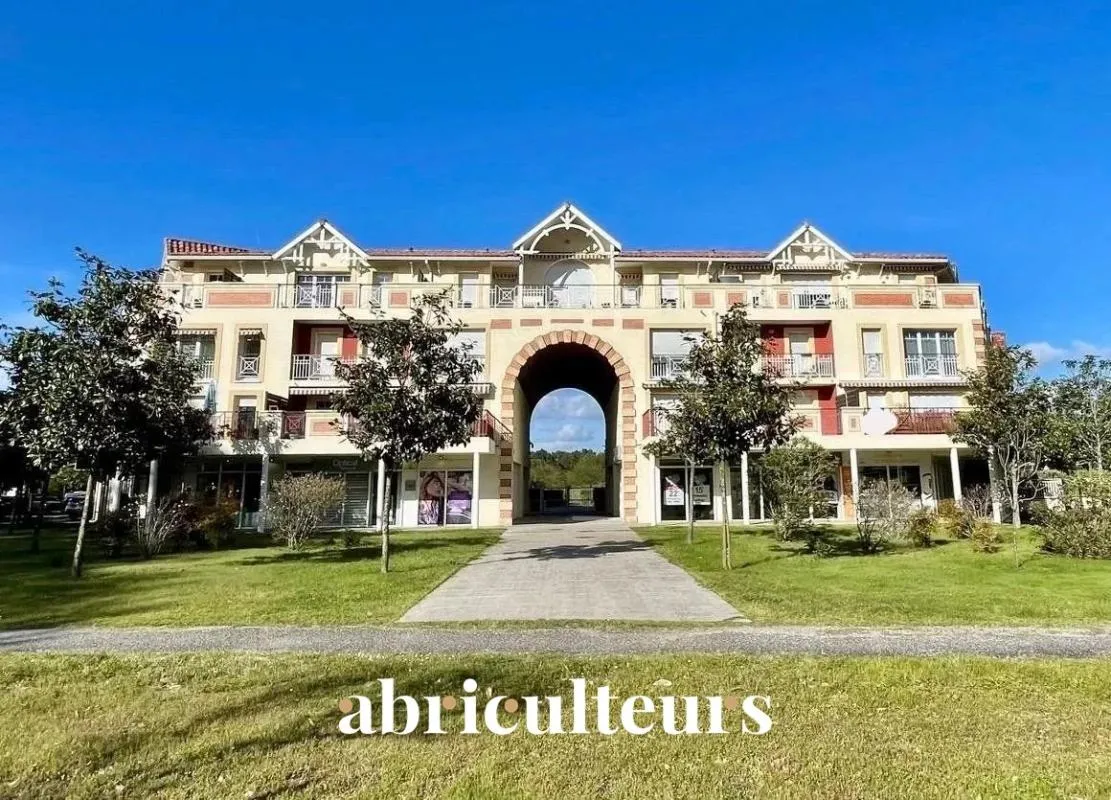 Appartement T4 avec grande terrasse en vente à Gujan-Mestras (33470)