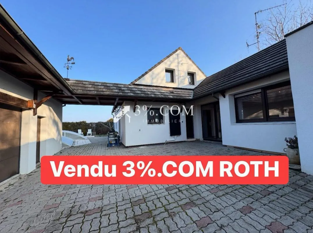 3%COM Belle maison avec 4 chambres- piscine et double garage