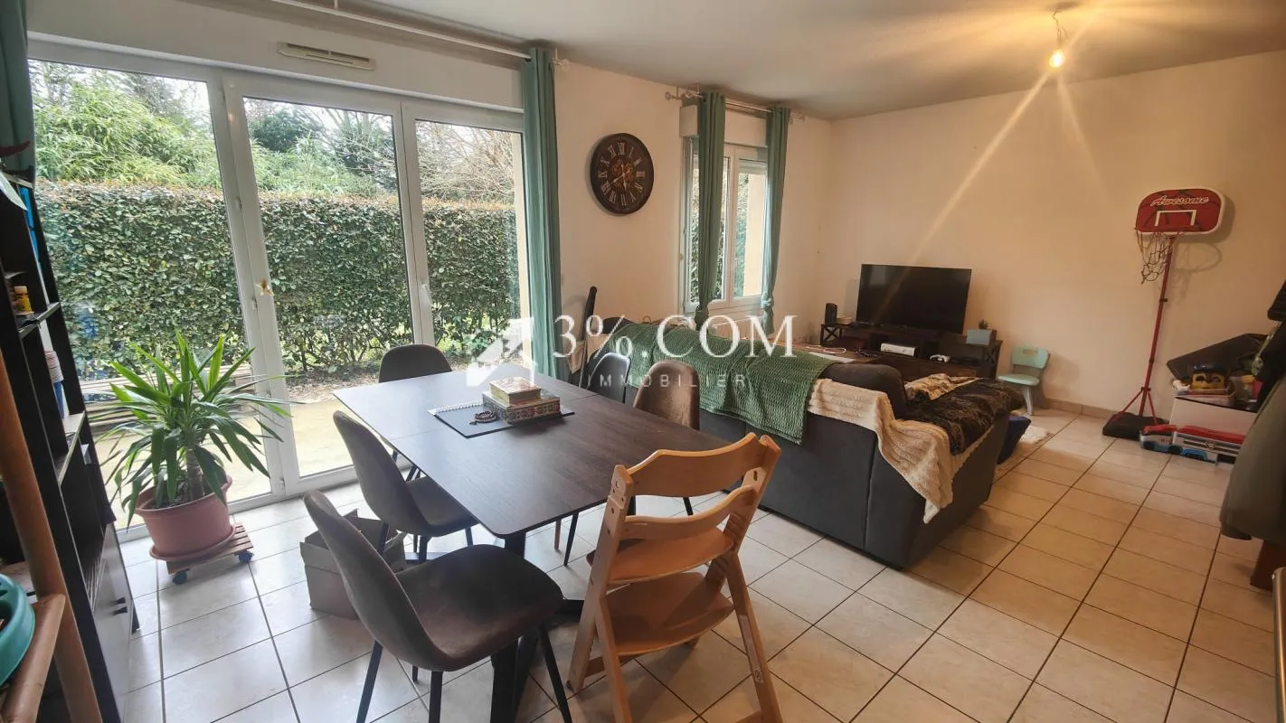 À VENDRE - MAISON 79M2 JUMELÉE PAR LE GARAGE À SAINT-PIERRE