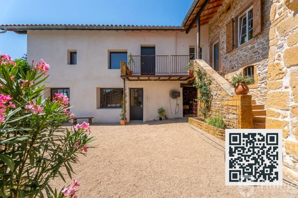 5 mn Lozanne Maison en pierres dorées, 3 ch bureau jardin