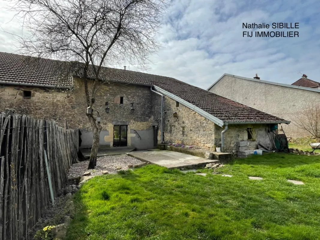 Maison 5 pièces / 88 m² / 74 900 EUR / VERNOIS-SUR-MANCE
