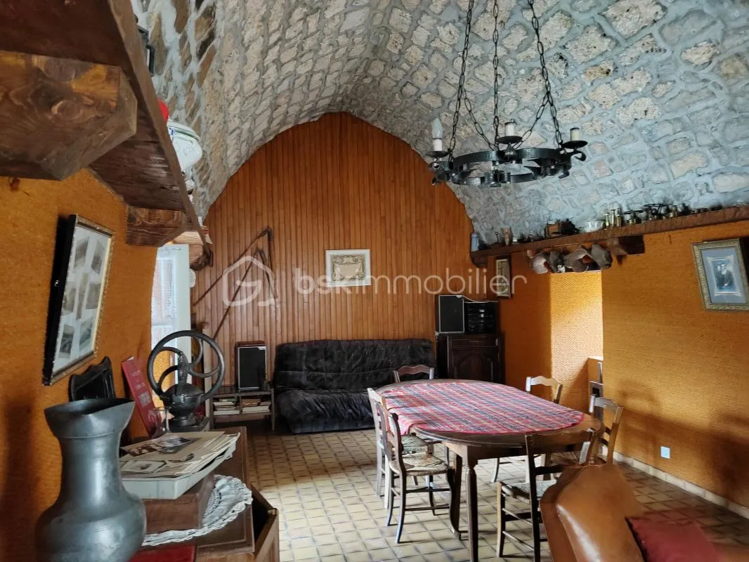 ancienne ferme avec jardin et possibilité de revenue locatif