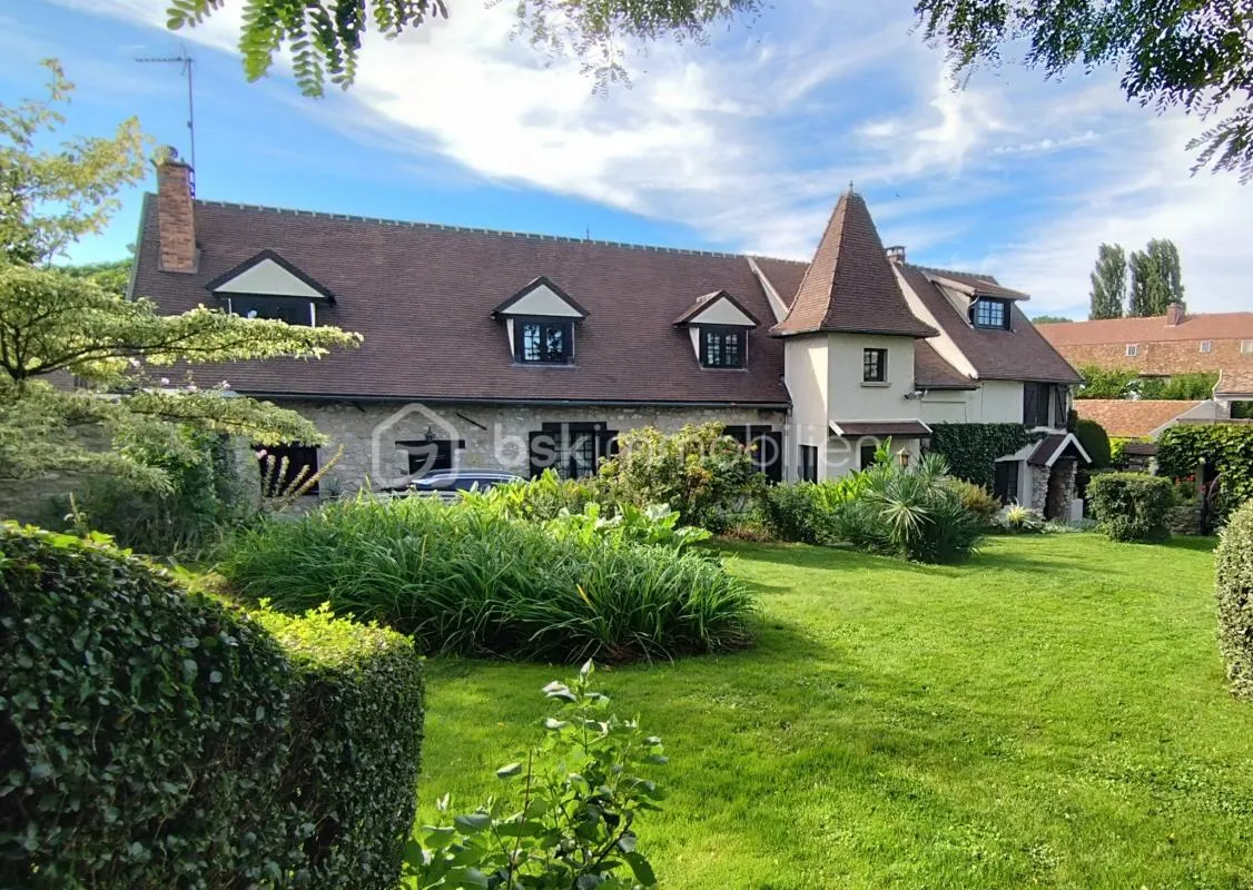 Magnifique longère briarde