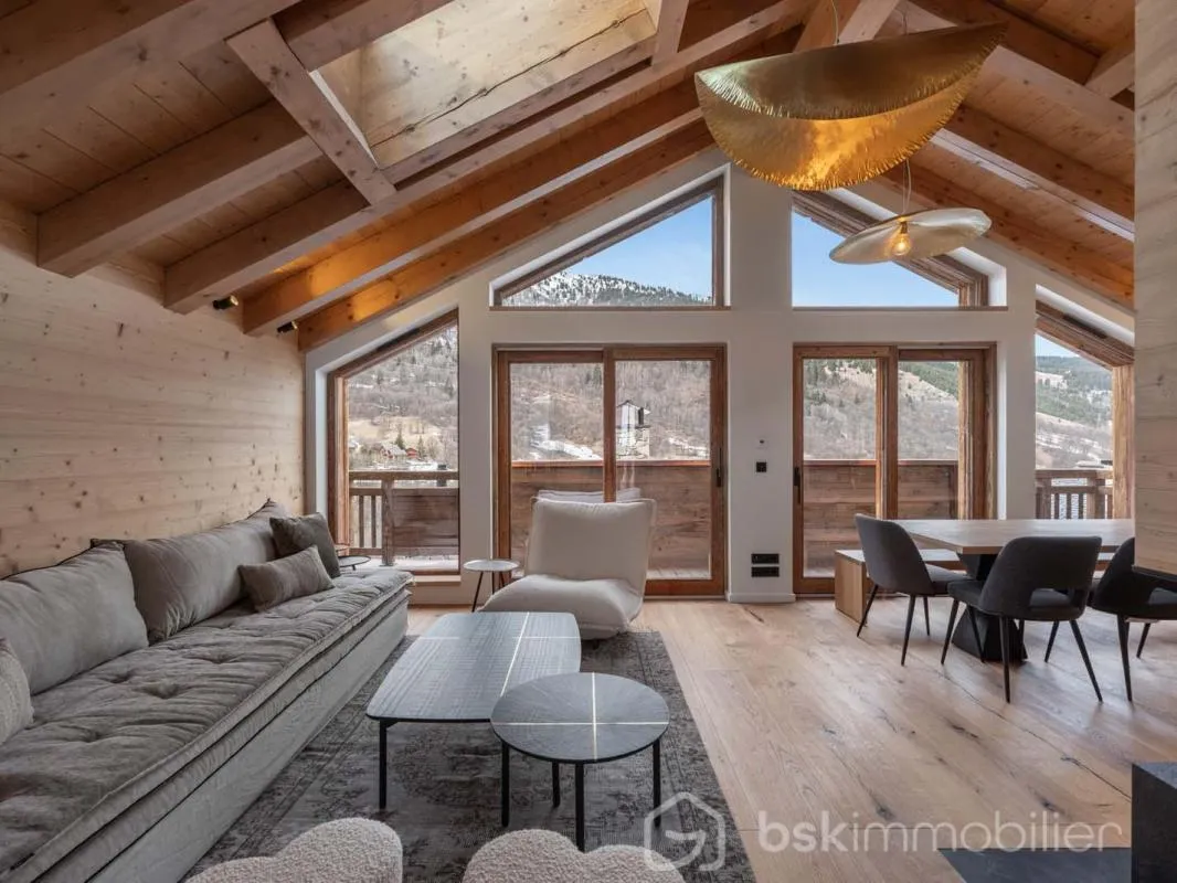 CHALET MERIBEL LA GITTAZ 206 M2