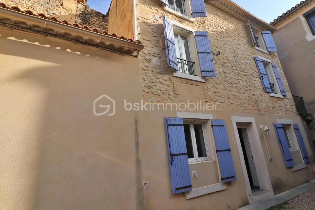 Maison de village 95m², 3 chambres, terrasse
