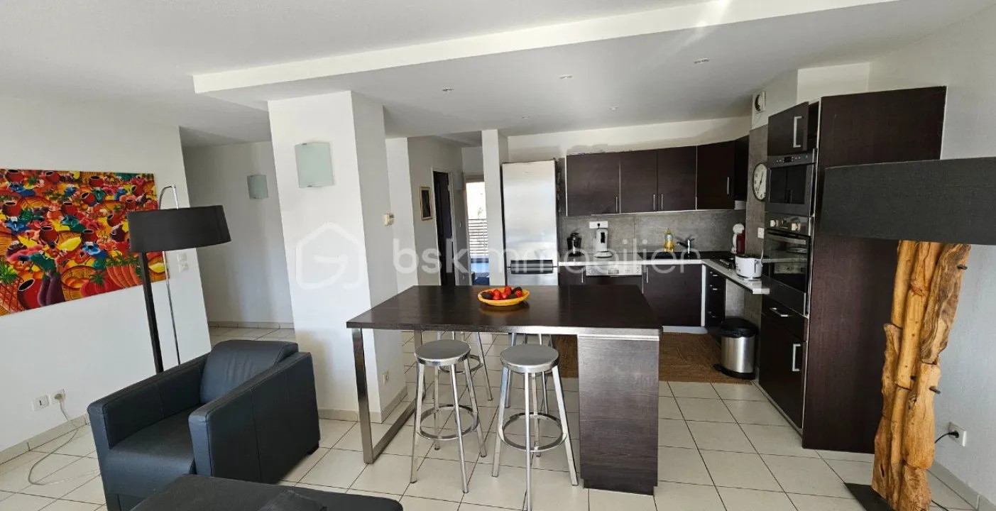 A VENDRE A GAP APPARTEMENT TYPE 4 DE 100M2 DANS COPROPRIETES 350000€