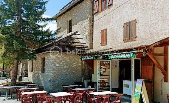 Murs Commerciaux avec Bar-Restaurant à Allos