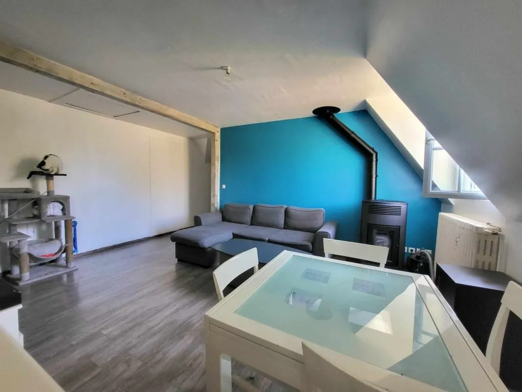 Grand appartement dans cadre idyllique avec piscine