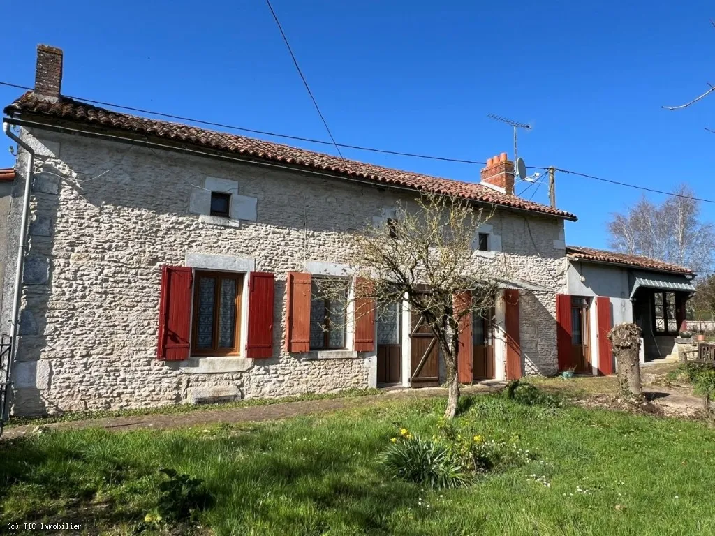 Maison de Campagne avec Dépendances 5 Minutes de Civray