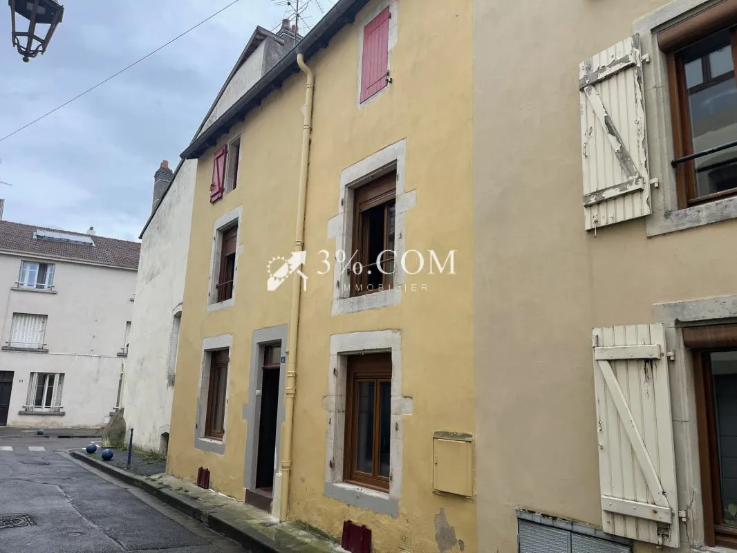 Toul Centre ville, maison mitoyenne de 105 m2, 4 chambres su