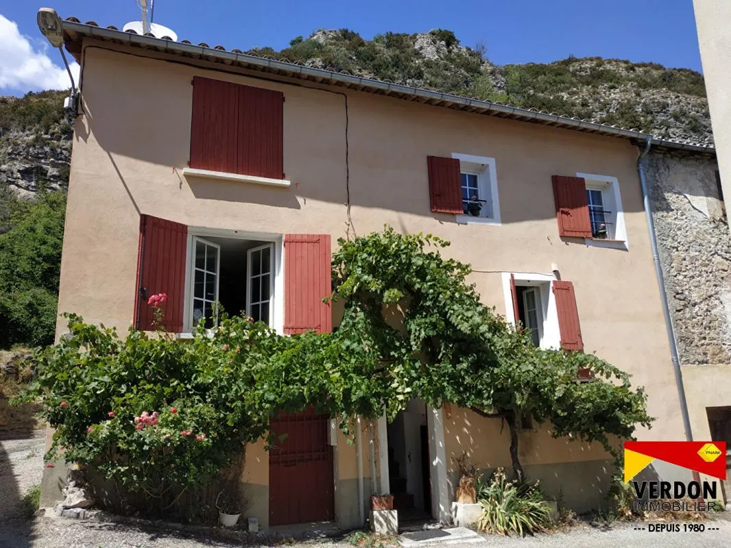SUPERBE MAISON DE CARACTERE