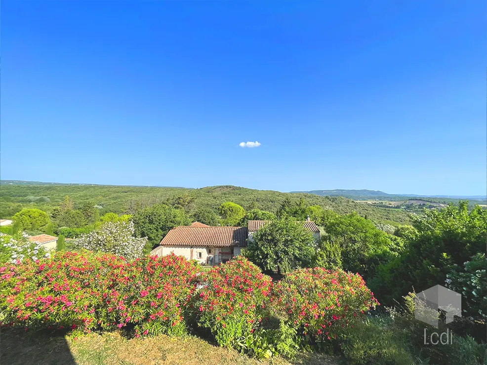 SECTEUR CLANSAYES, Maison 200 m2 avec piscine