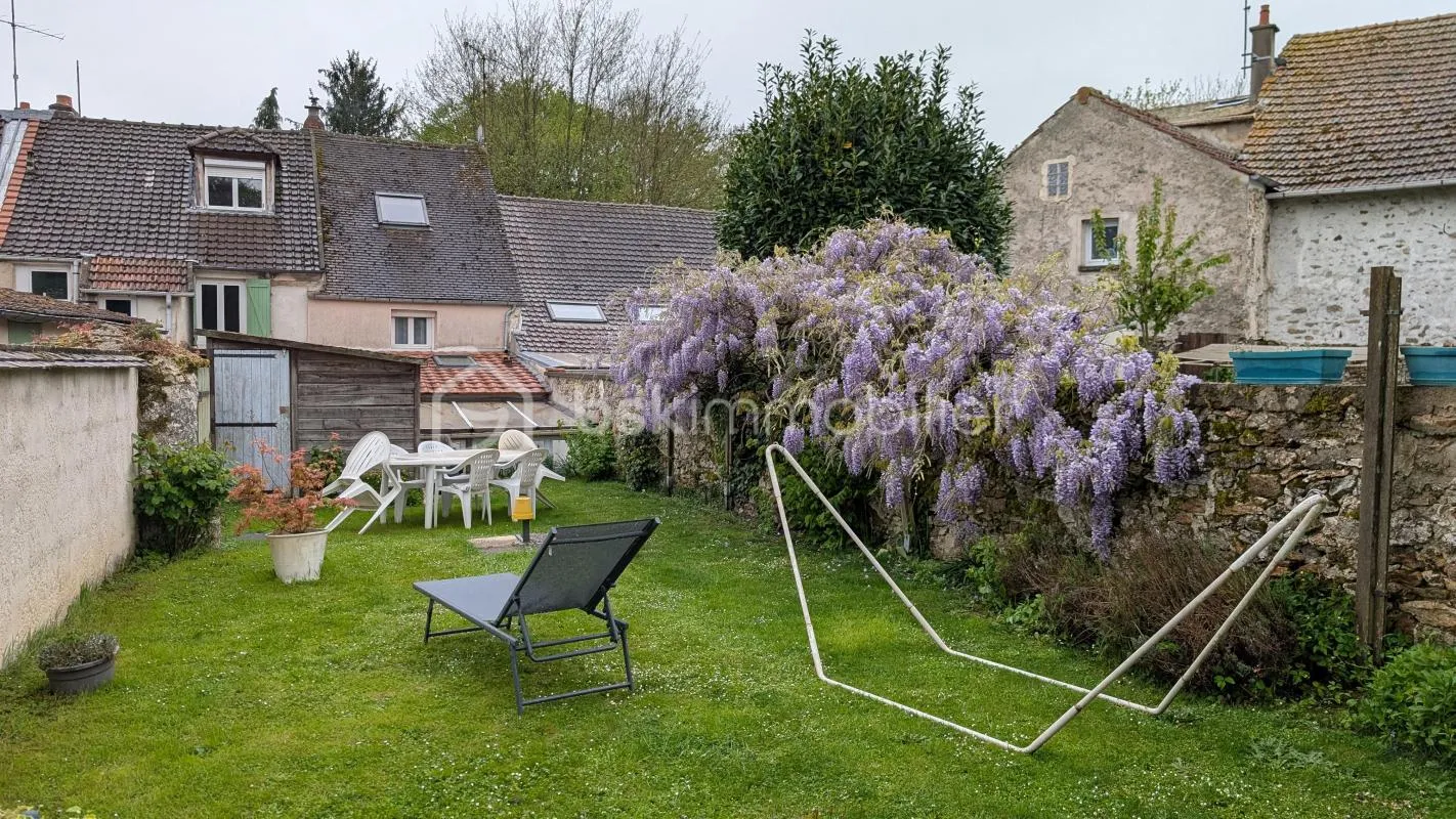 Charmante maison de ville avec jardin – Rebais (77), proche Coulommiers