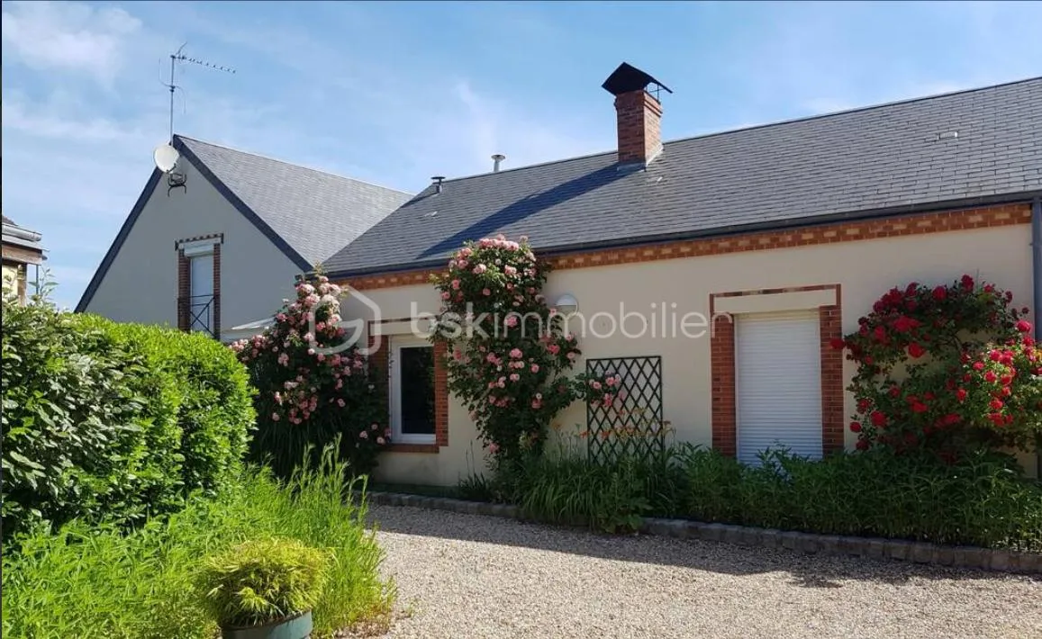 🏡 À VENDRE – Une maison qui a du cœur sur la comune S/T JEAN DE BRAYE ! 💛
