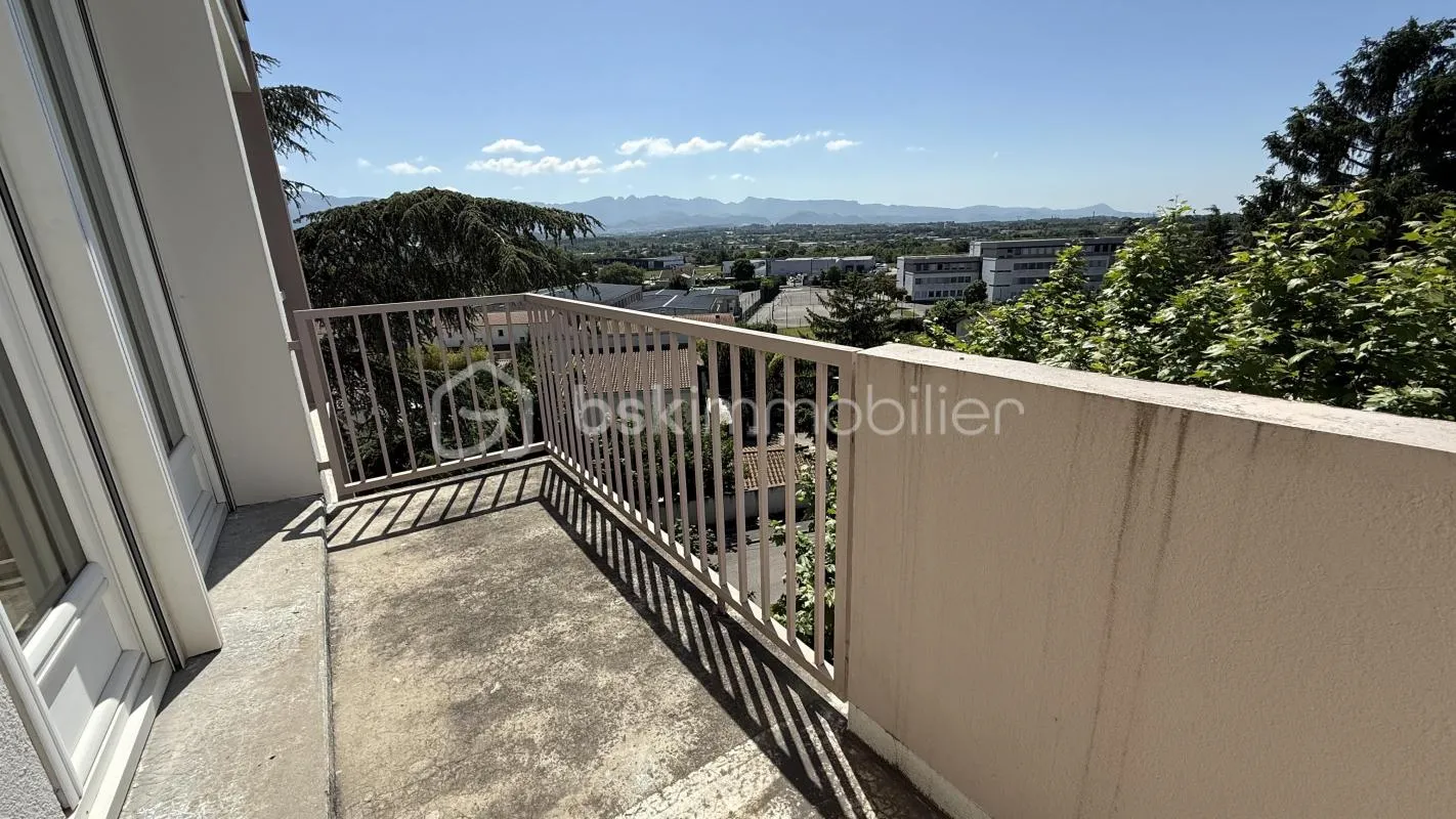 ROMANS SUR ISERE - Appartement 3 pièces 60 m²