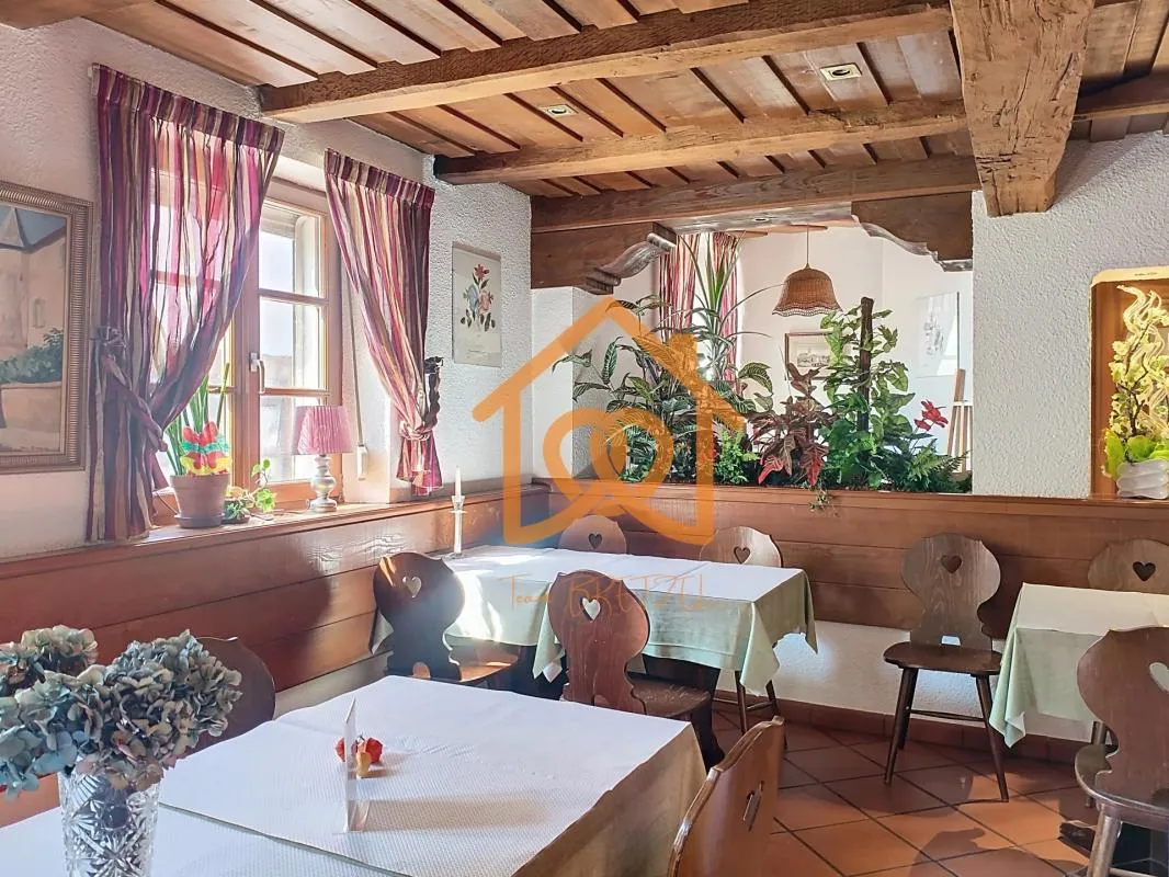 ENSEMBLE IMMOBILIER : MURS, FONDS DE COMMERCE & APPARTEMENT – RESTAURANT AVEC LICENCE IV