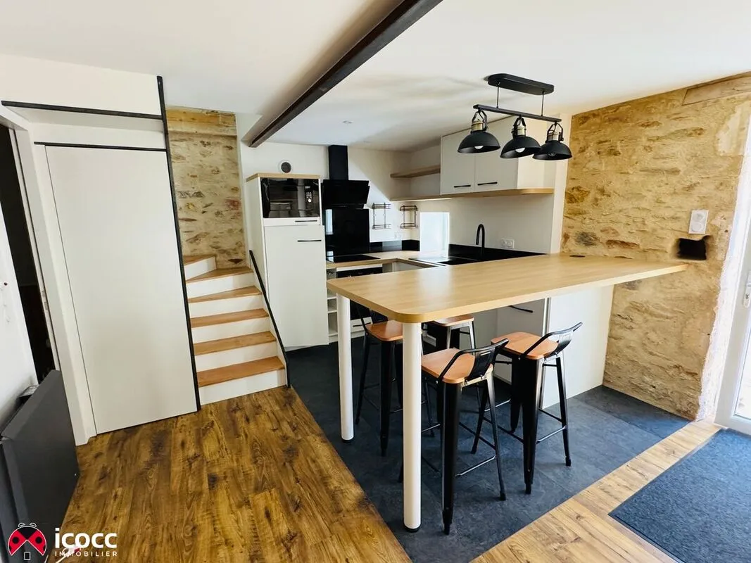 Charme de la pierre, confort moderne, sans terrain à entretenir !
