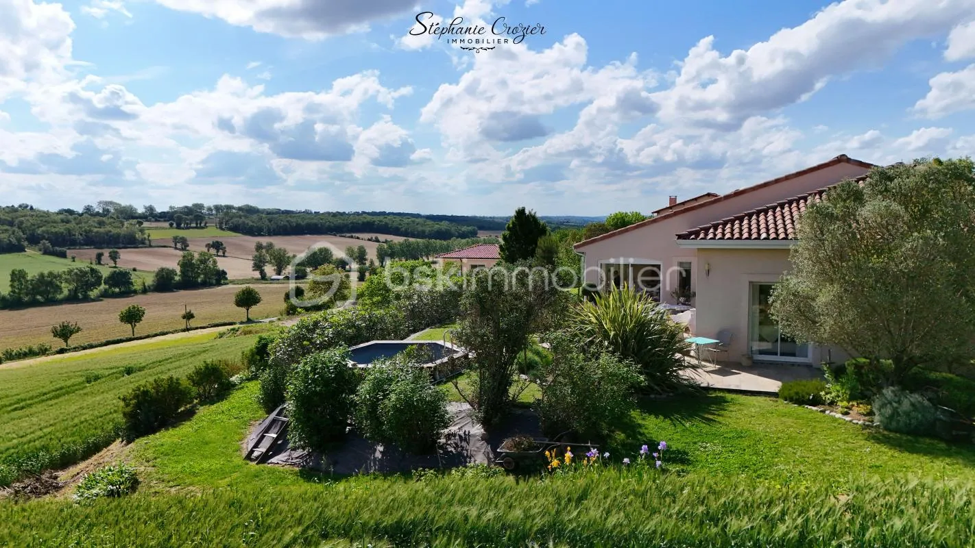 Grande maison de plain-pied de 177m² avec vue Pyrénées
