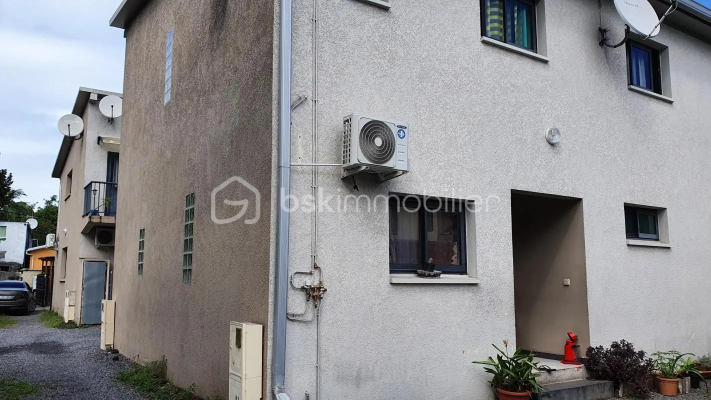 Ensemble Immobilier 4 F3 de 65 m² Saint-Joseph