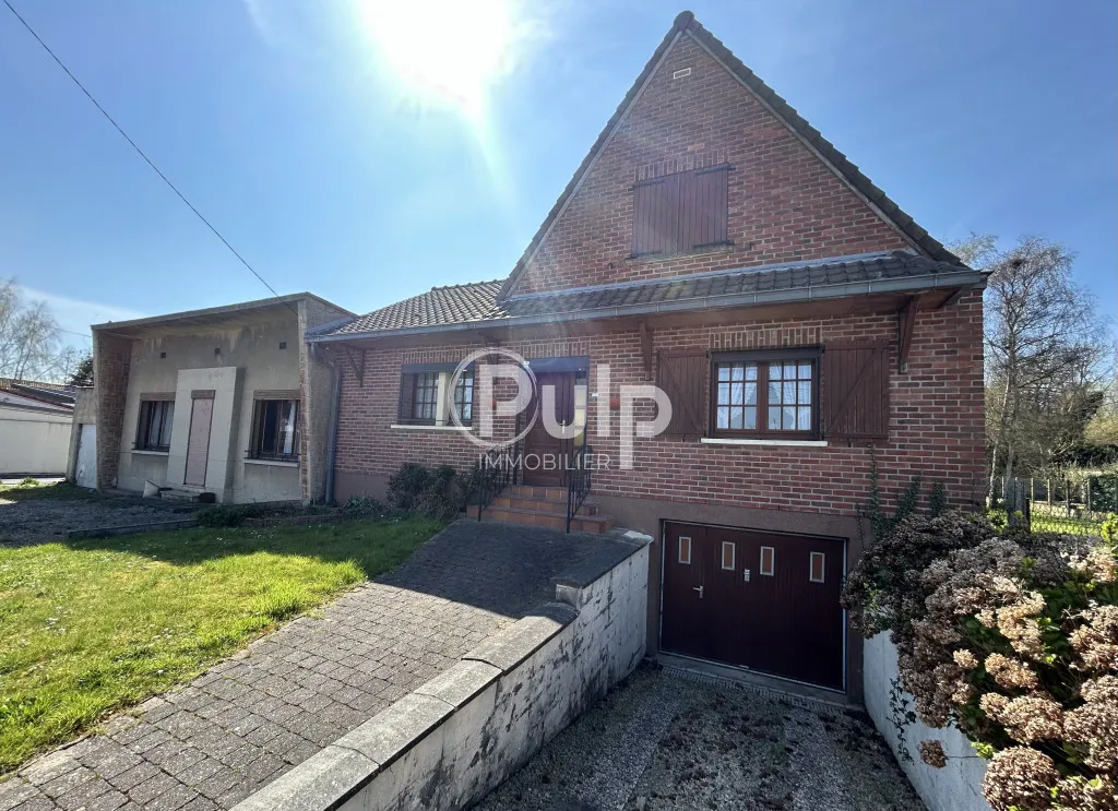 Ensemble immobilier 145 m² à Goeulzin