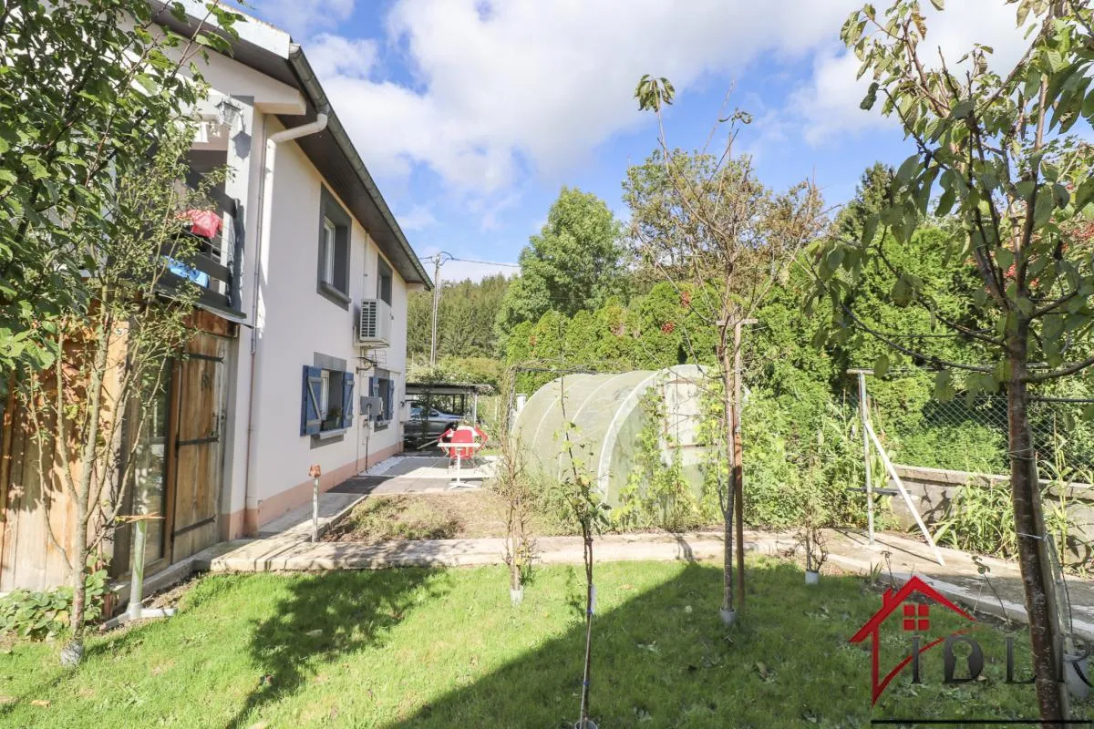 Vend magnifique maison 5 pièces 3 chambres à Granges-Aumontz