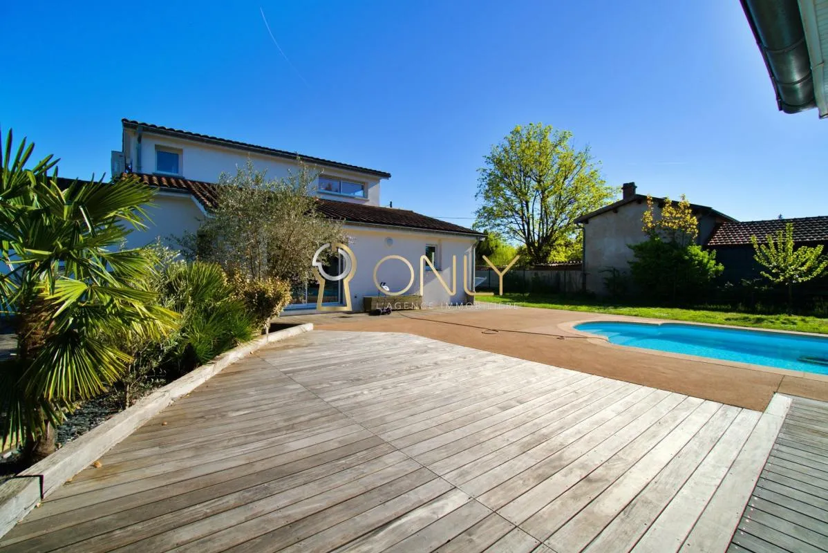 SAINTE EUPHEMIE - MAISON INDIVIDUELLE - 4 CHAMBRES - GARAGE DOUBLE - PISCINE