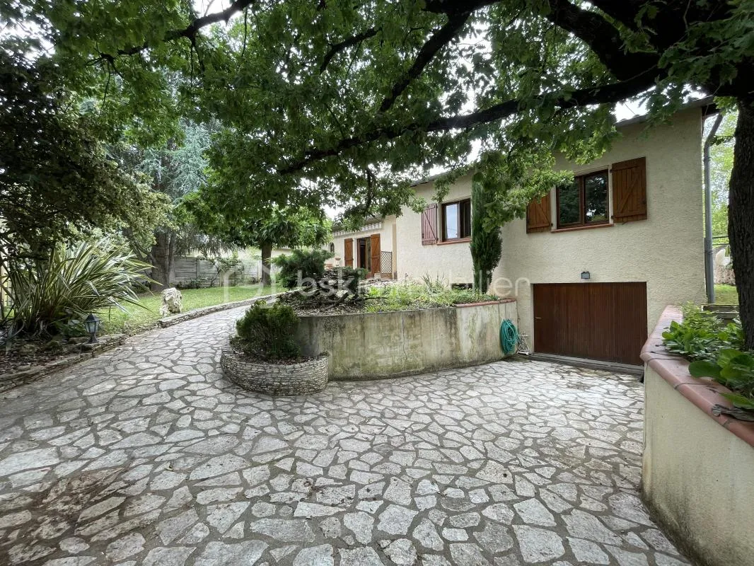Belle maison familiale proche centre – Coufouleux