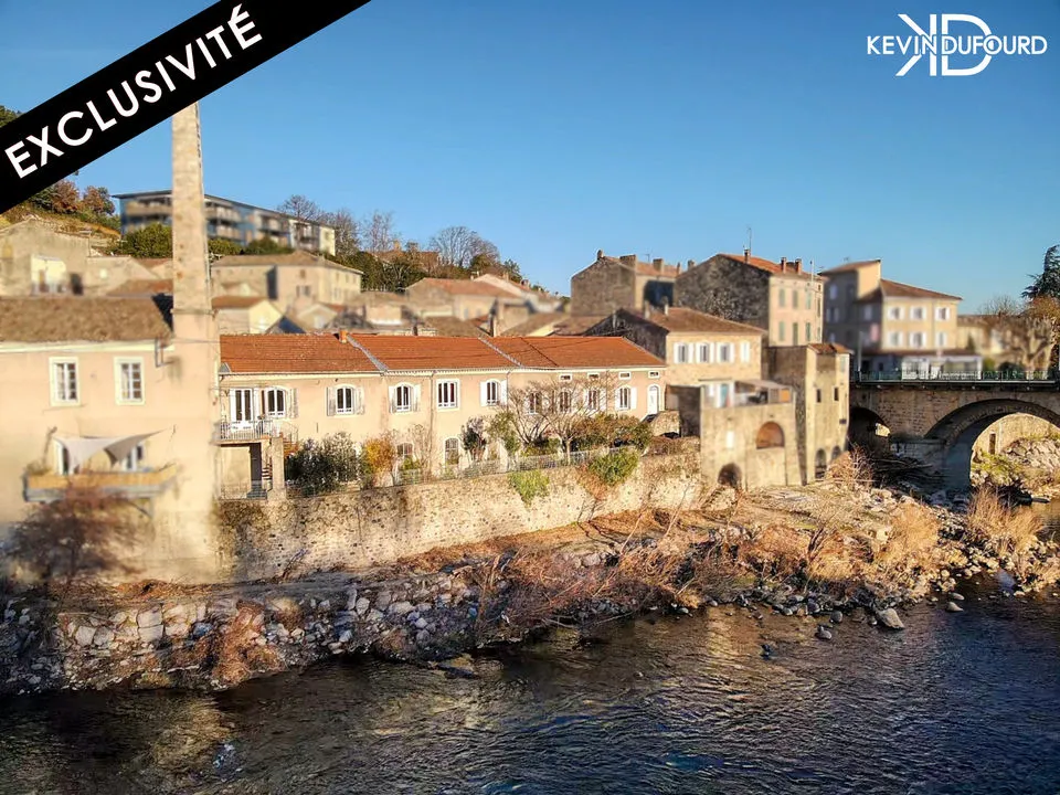Ancien moulinage de 300m² à UCEL