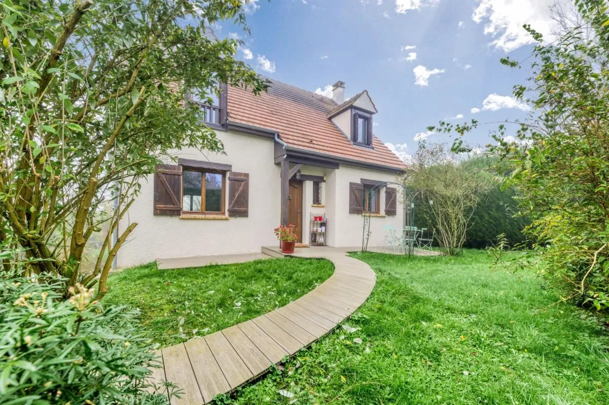 maison 125 m² au calme avec terrasse et jardin