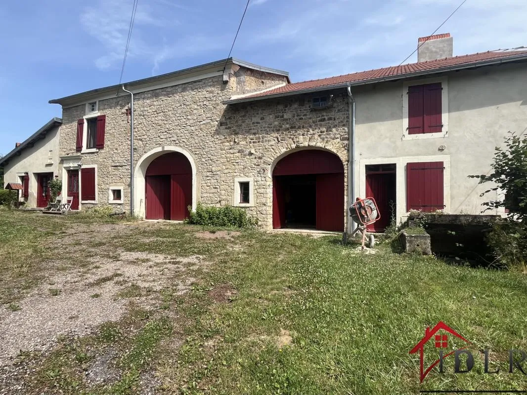 Longère de 109 m2 habitables avec deux habitations - Terrain