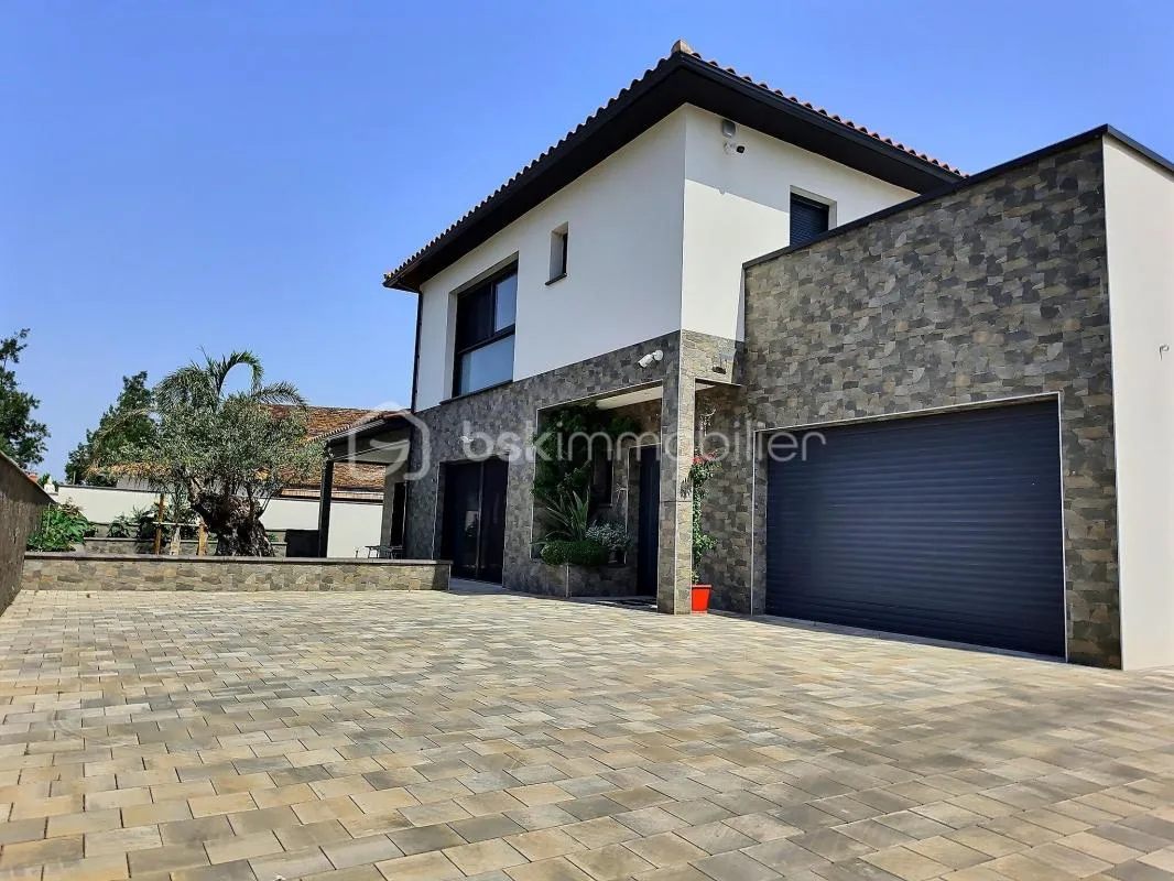 Villa d’architecte connectée – Elne, à 10 min des plages
