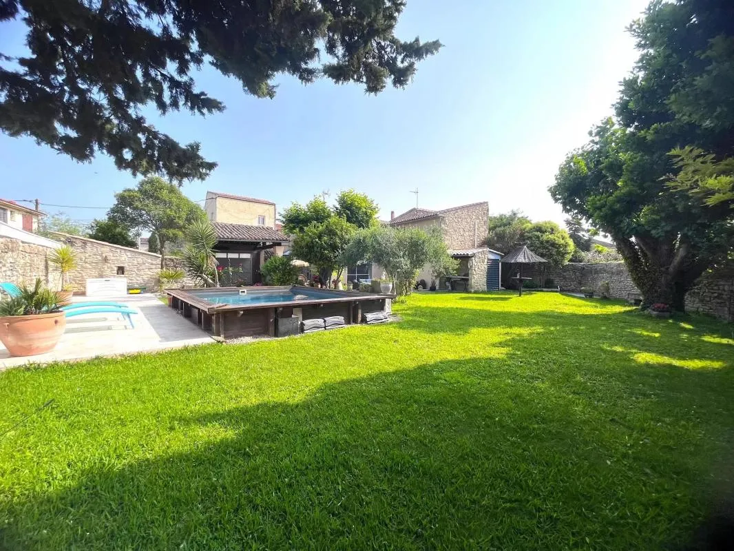 ENTRE NIMES ET LUNEL - VESTRIC ET CANDIAC -  MAISON - JARDIN - PISCINE - 3 CHAMBRES - SANS TRAVAUX - AUCUN VIS A VIS