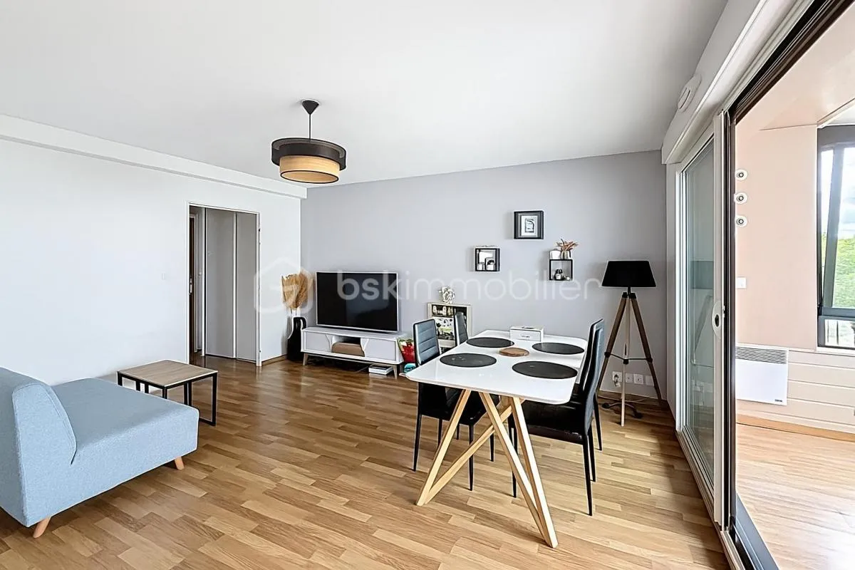 À VENDRE – Charmant T3 avec ascenseur, garage et loggia