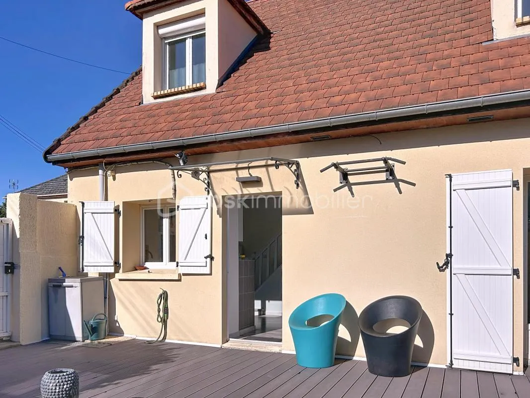 Maison familiale de 4 chambres – 92 m² habitables – Ouzouer-le-Voulgis