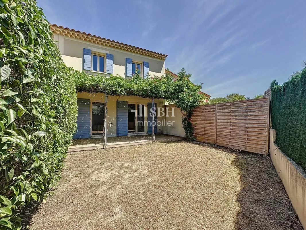 Villa Mitoyenne au Coeur de Maubec