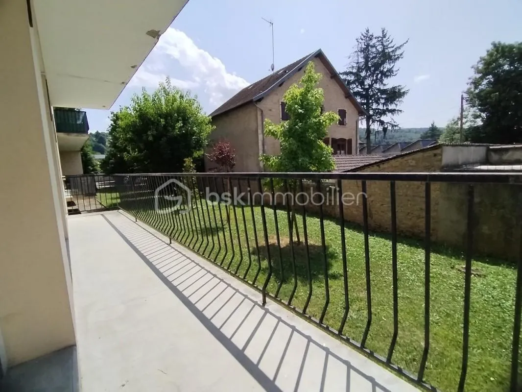 Appartement fonctionnel à vendre dans un quartier animé