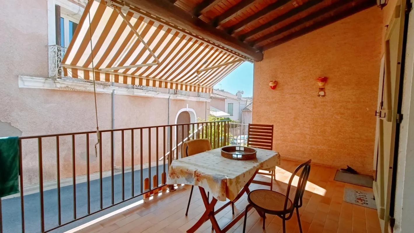 MAISON DE VILLAGE RÉNOVÉE - CAZEDARNES - 3 CHAMBRES - CHEMINÉE - TERRASSE