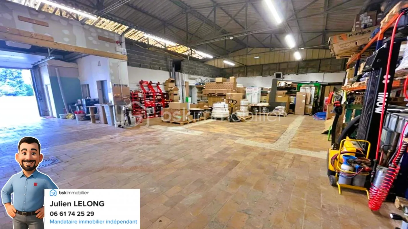 Entrepôt 246 m² avec bureaux à Nevers